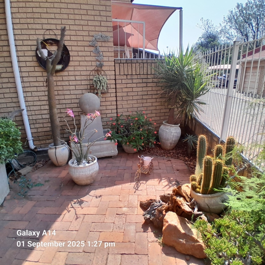 3 Bedroom Property for Sale in Bodorp North West